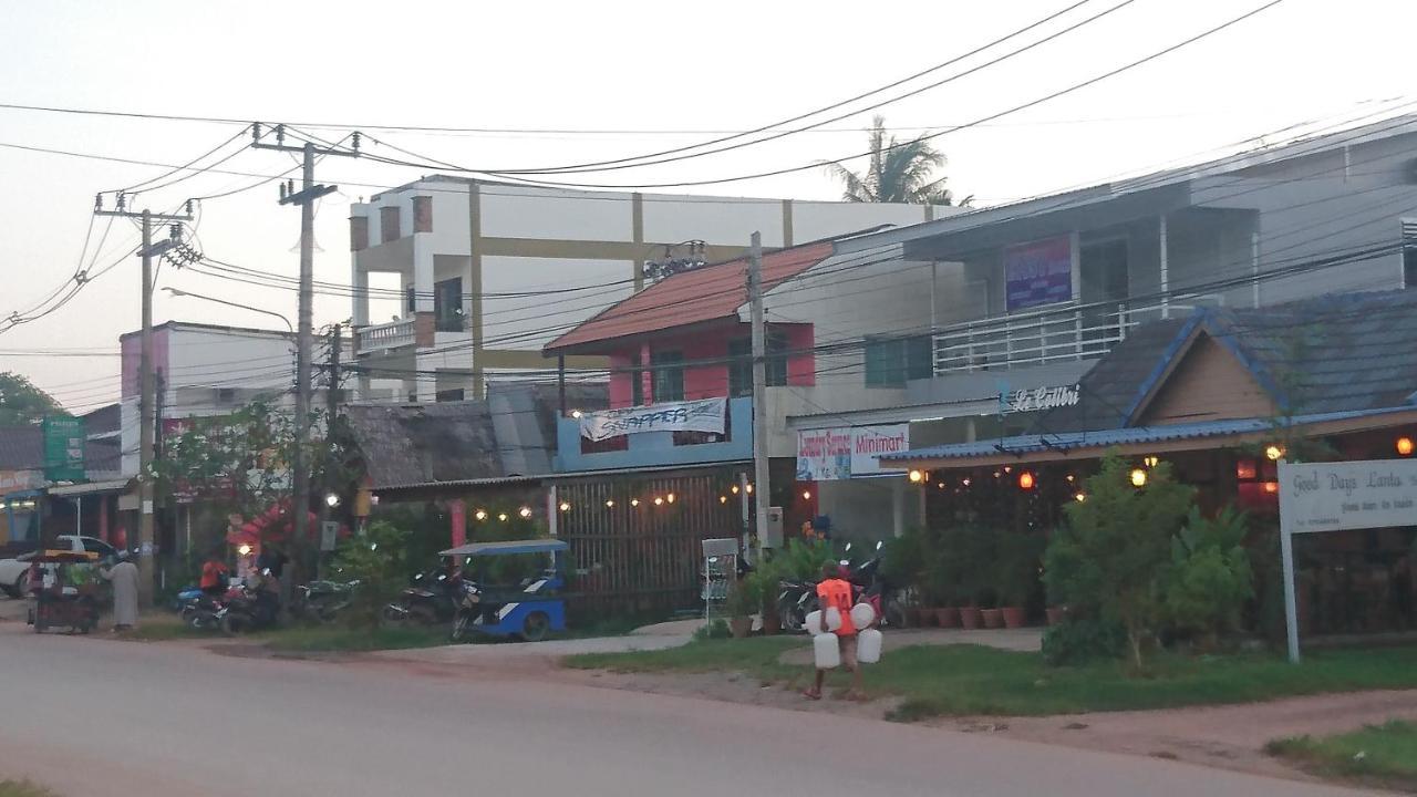Easy Rooms And Minimart Koh Lanta Ngoại thất bức ảnh