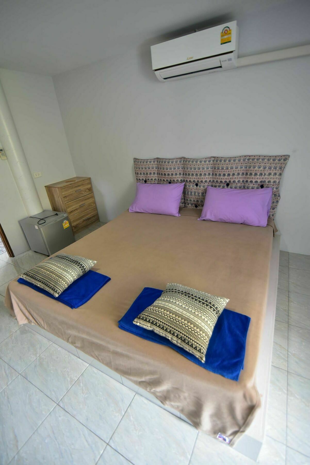 Easy Rooms And Minimart Koh Lanta Ngoại thất bức ảnh
