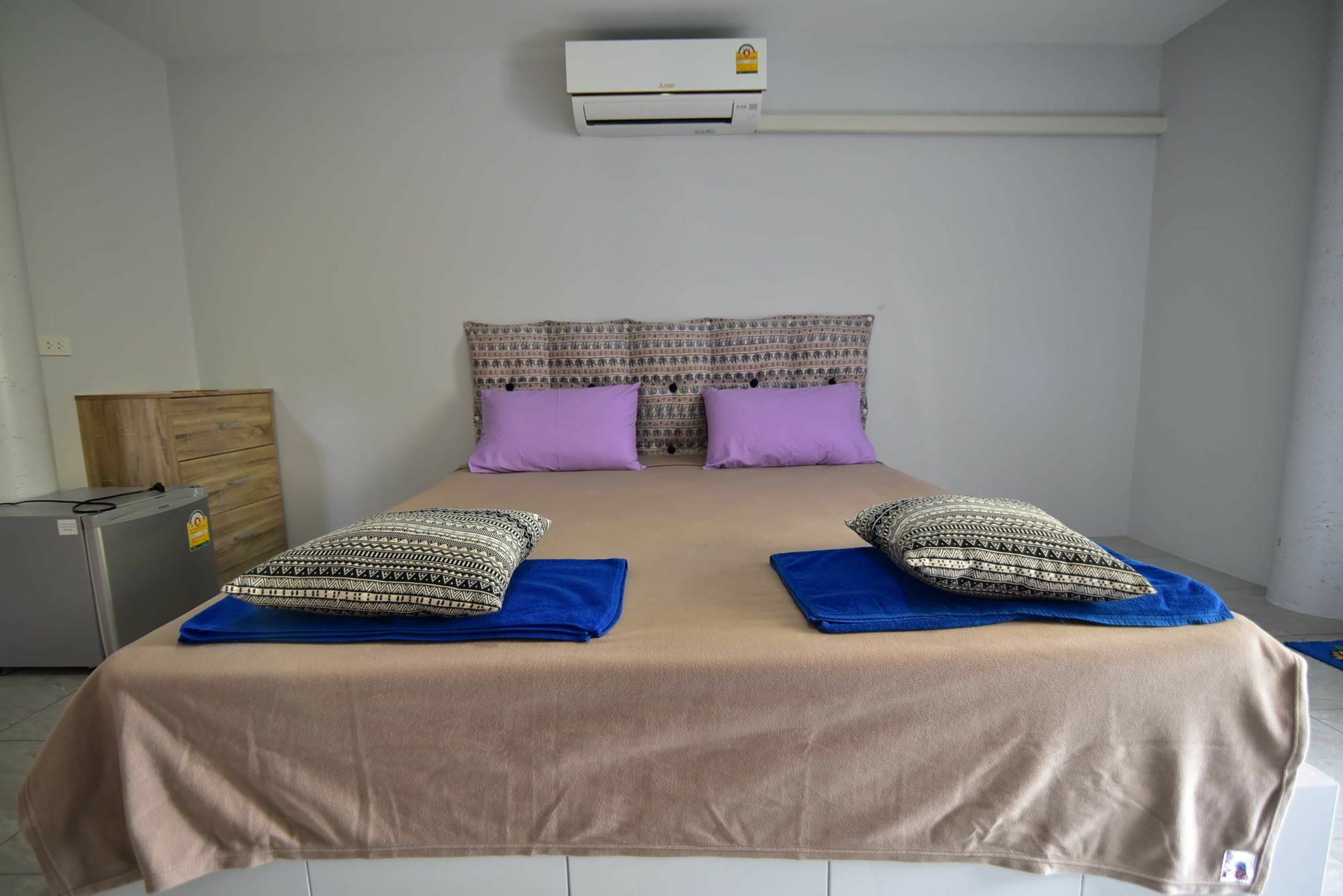 Easy Rooms And Minimart Koh Lanta Ngoại thất bức ảnh
