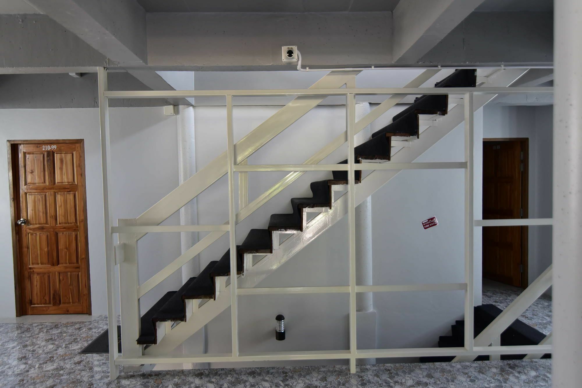Easy Rooms And Minimart Koh Lanta Ngoại thất bức ảnh