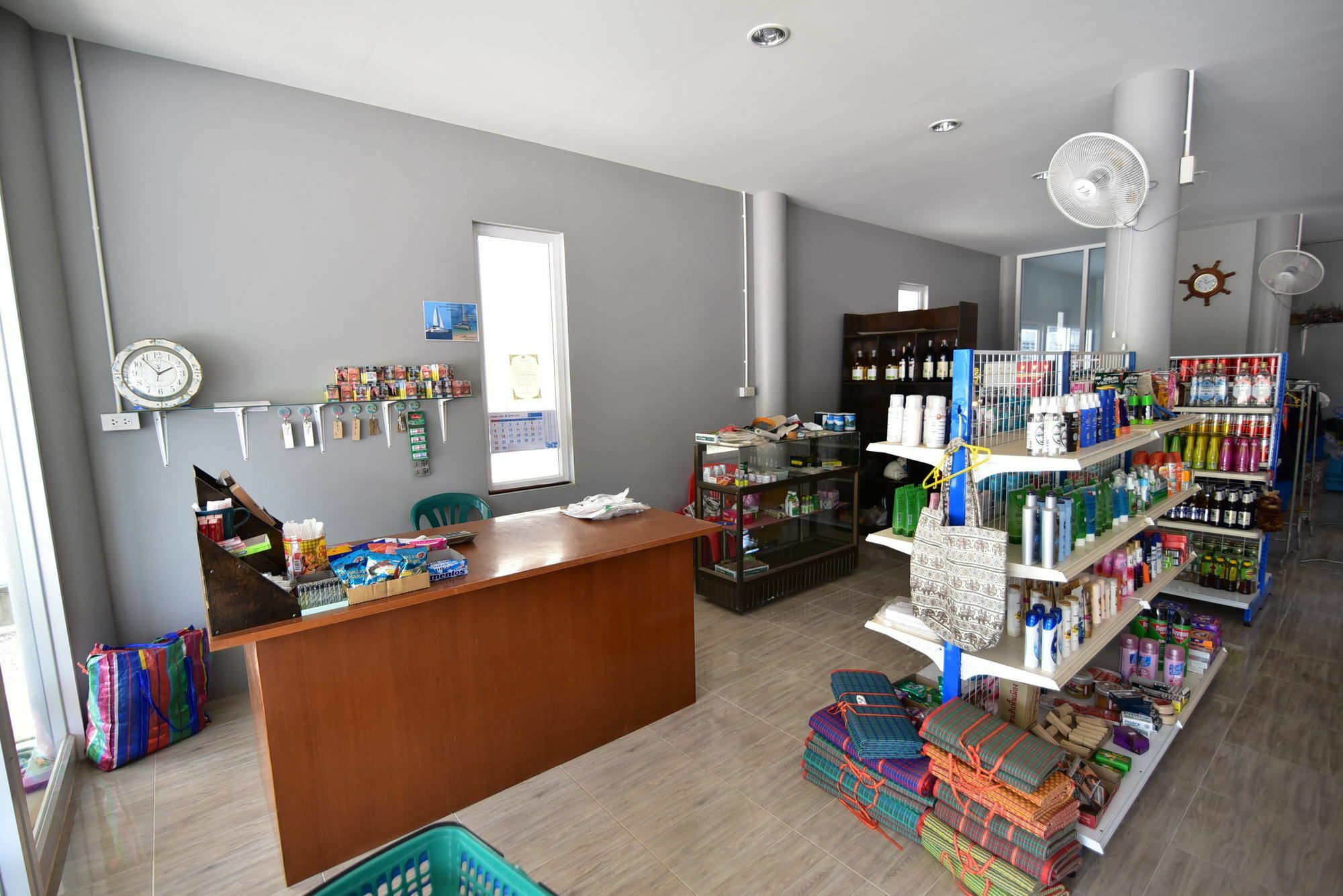 Easy Rooms And Minimart Koh Lanta Ngoại thất bức ảnh